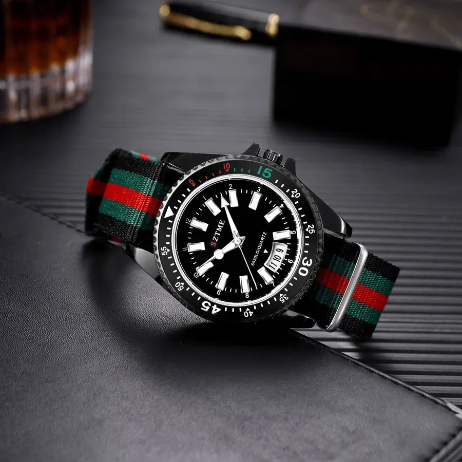 Luxury Quartz Watch – Premium Men’s Timepiece with Nylon Strap